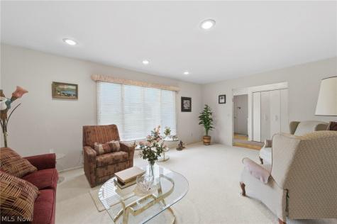 2619 S Green Road Beachwood OH 44122