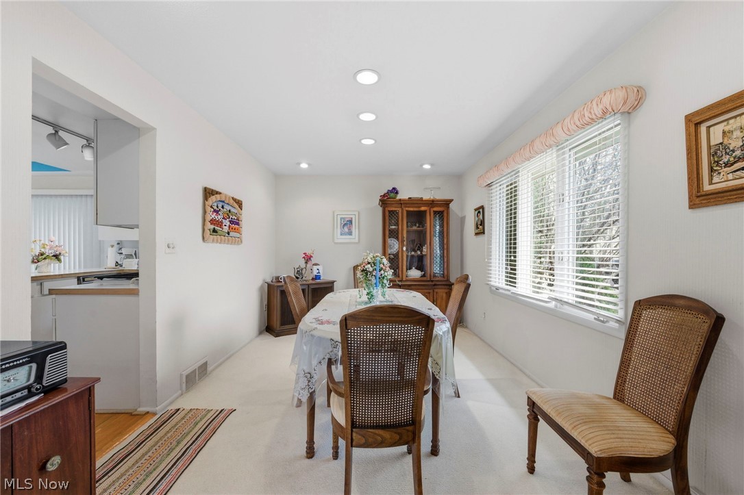 2619 S Green Road Beachwood OH 44122