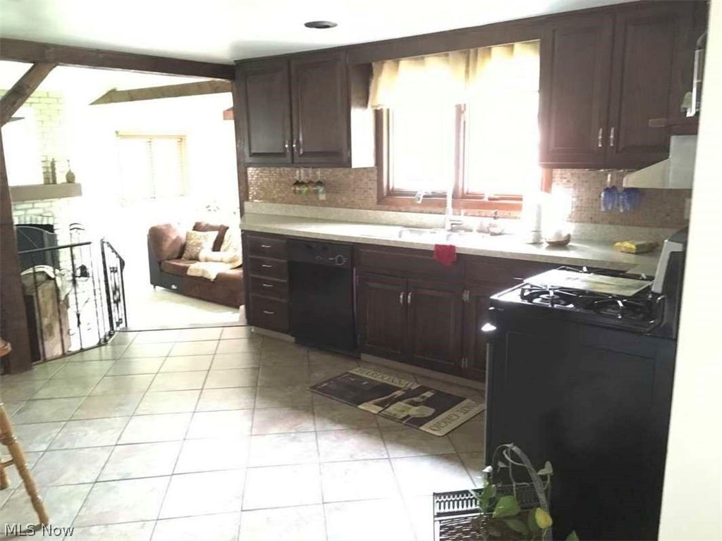 25200 Glenbrook Boulevard Euclid OH 44117