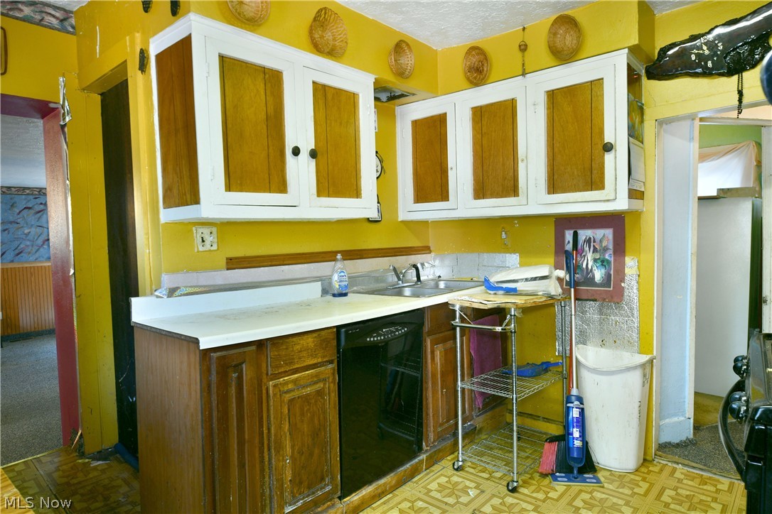 216 Federal Street NE Warren OH 44483
