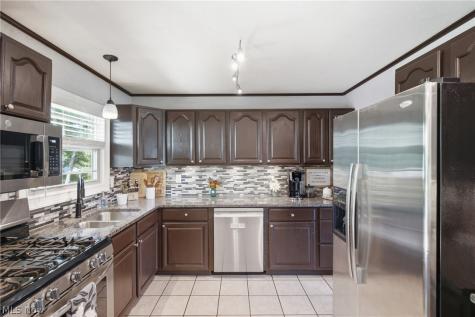 4043 Dennis Lane Brunswick OH 44212