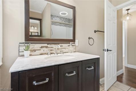 4043 Dennis Lane Brunswick OH 44212