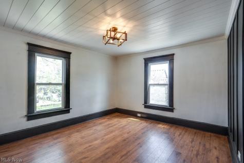 151 S Portage Path Akron OH 44302