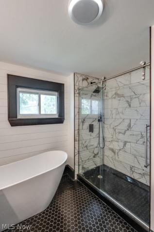 151 S Portage Path Akron OH 44302