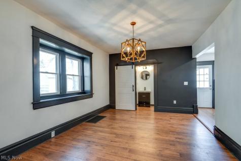 151 S Portage Path Akron OH 44302