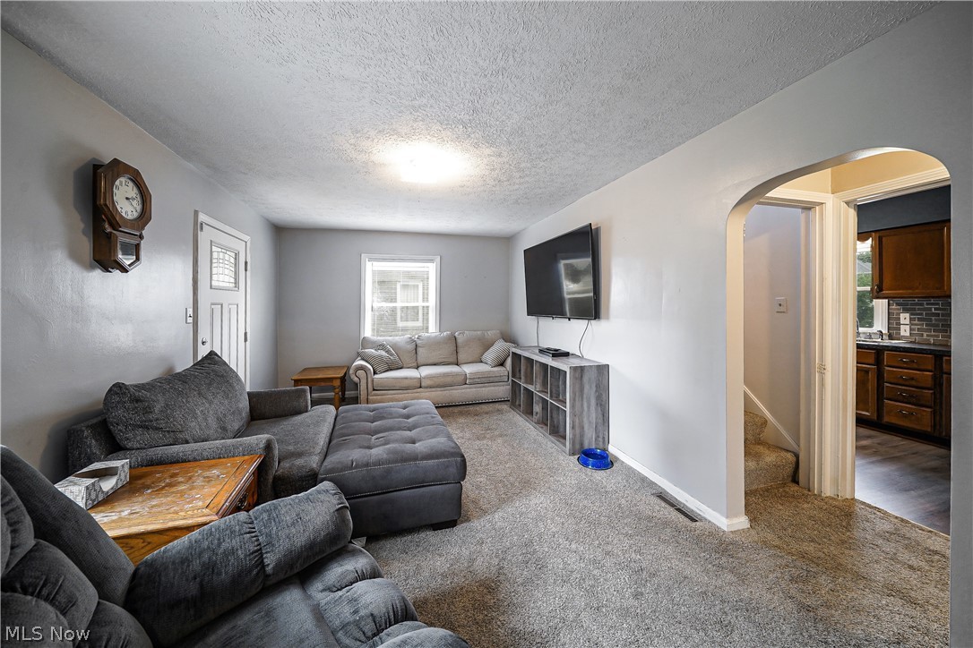 61 Hawk Avenue Akron OH 44312