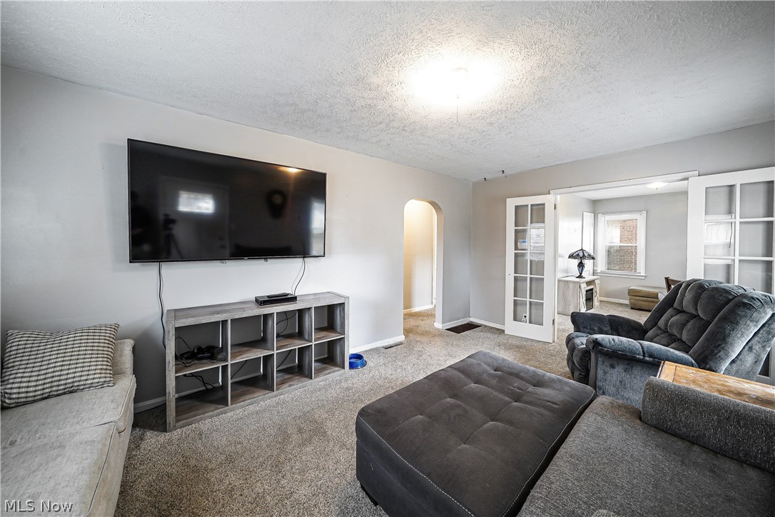 61 Hawk Avenue Akron OH 44312