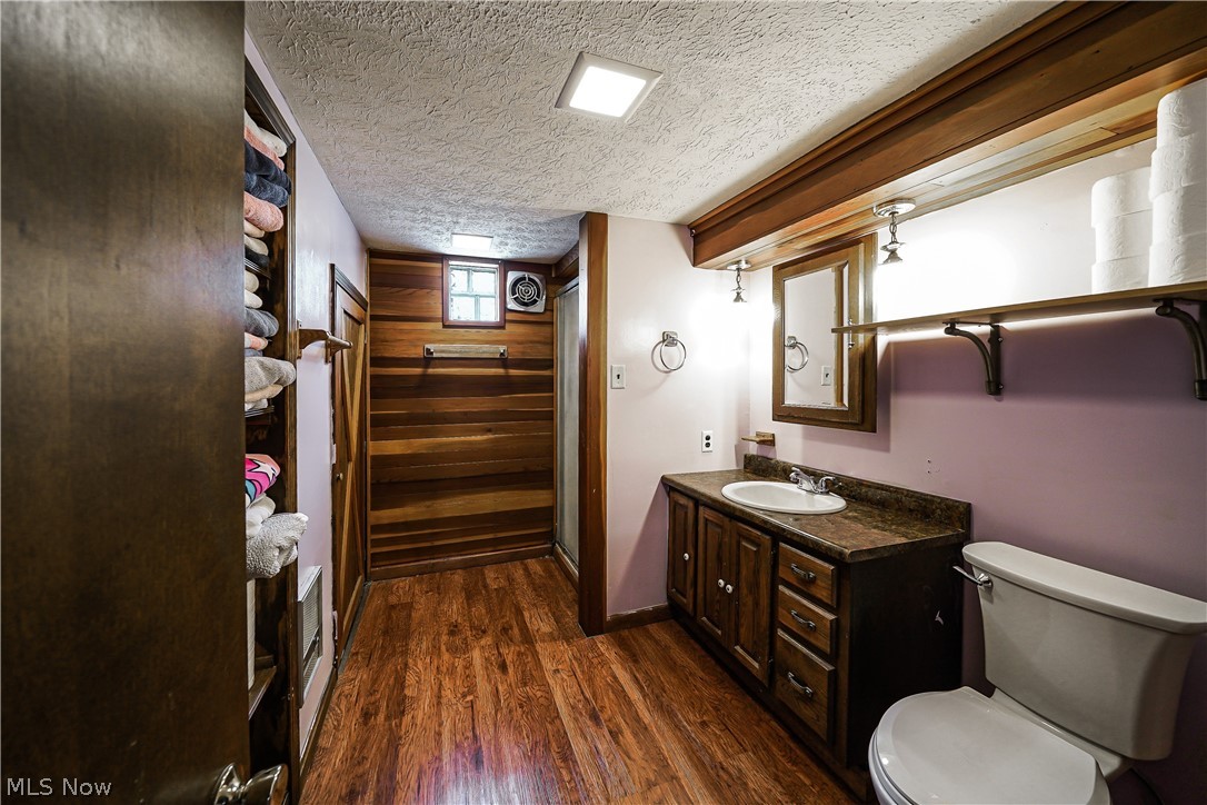 61 Hawk Avenue Akron OH 44312