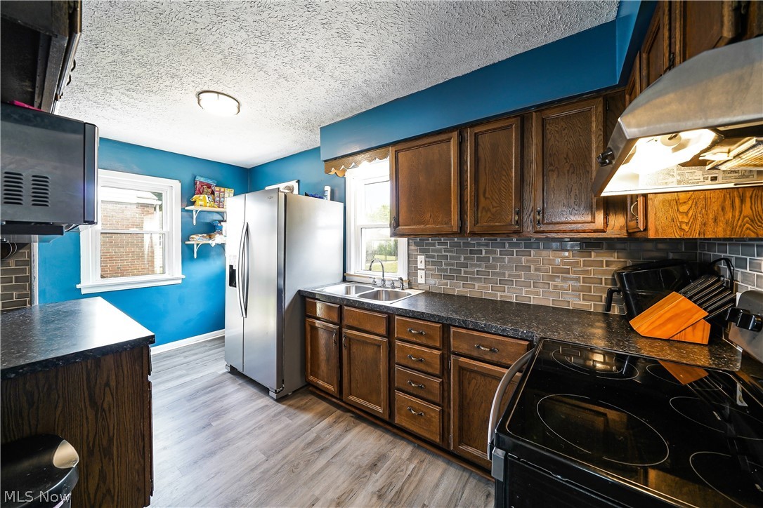 61 Hawk Avenue Akron OH 44312