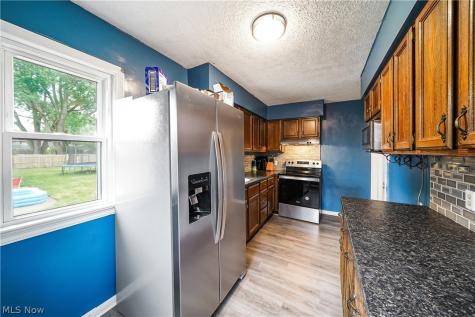 61 Hawk Avenue Akron OH 44312