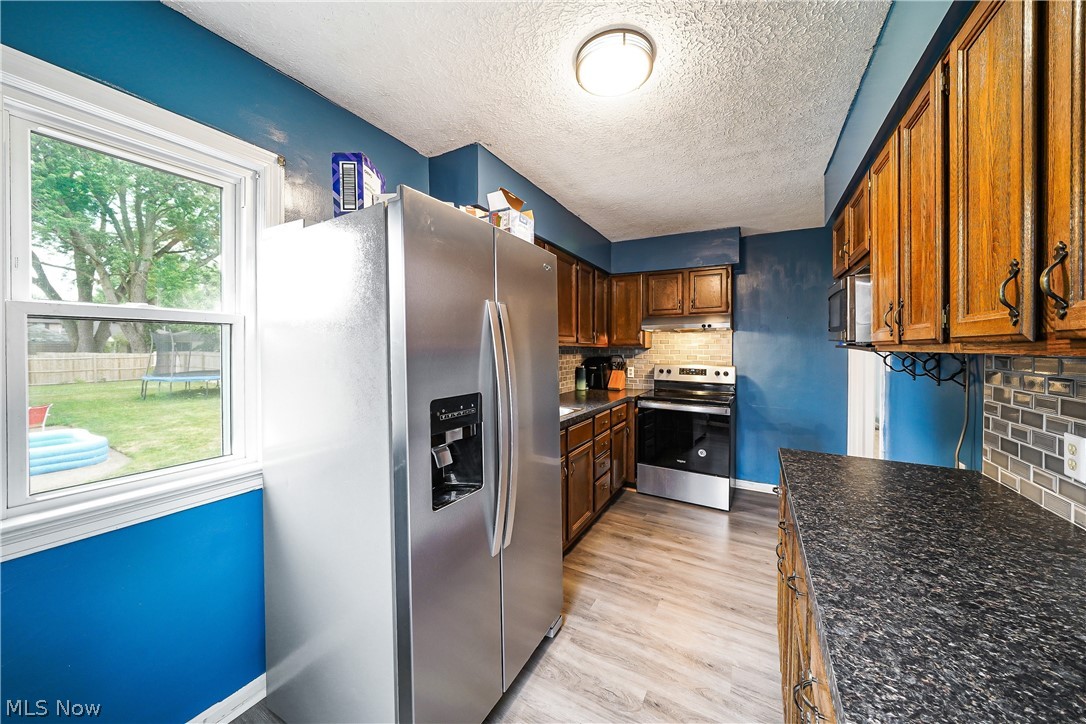 61 Hawk Avenue Akron OH 44312