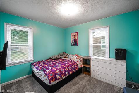 61 Hawk Avenue Akron OH 44312