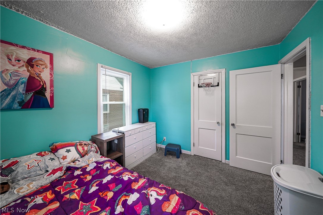 61 Hawk Avenue Akron OH 44312