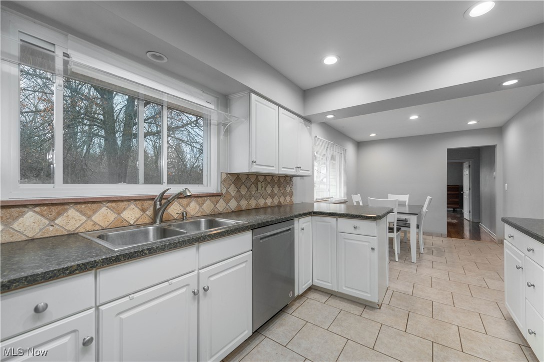 15420 Colebright Drive Strongsville OH 44136