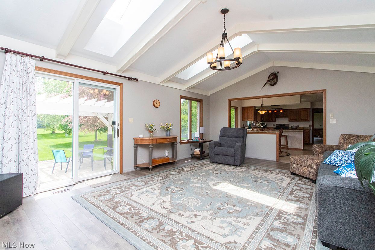 1477 S Hametown Road Copley OH 44321