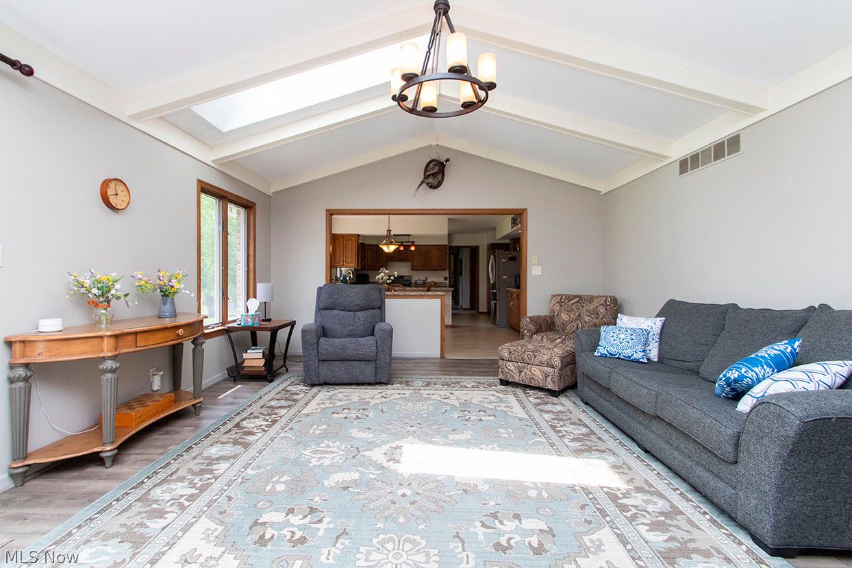 1477 S Hametown Road Copley OH 44321