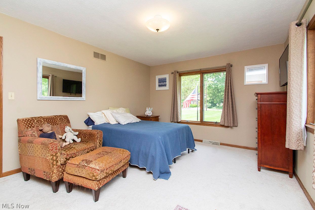 1477 S Hametown Road Copley OH 44321