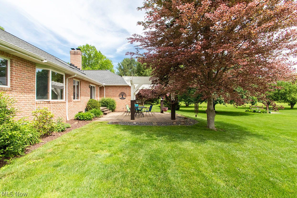 1477 S Hametown Road Copley OH 44321