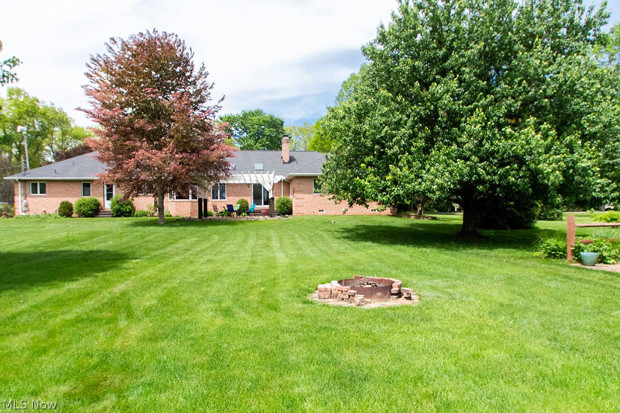 1477 S Hametown Road Copley OH 44321