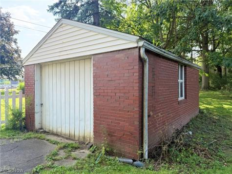 515 Harding Avenue SW Massillon OH 44646