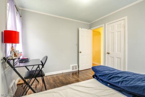 1367 Churchill Road Lyndhurst OH 44124