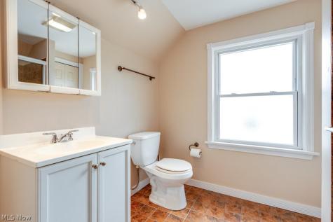 1367 Churchill Road Lyndhurst OH 44124