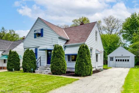 1367 Churchill Road Lyndhurst OH 44124