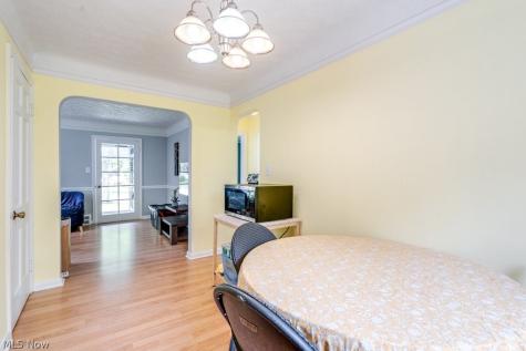 1367 Churchill Road Lyndhurst OH 44124