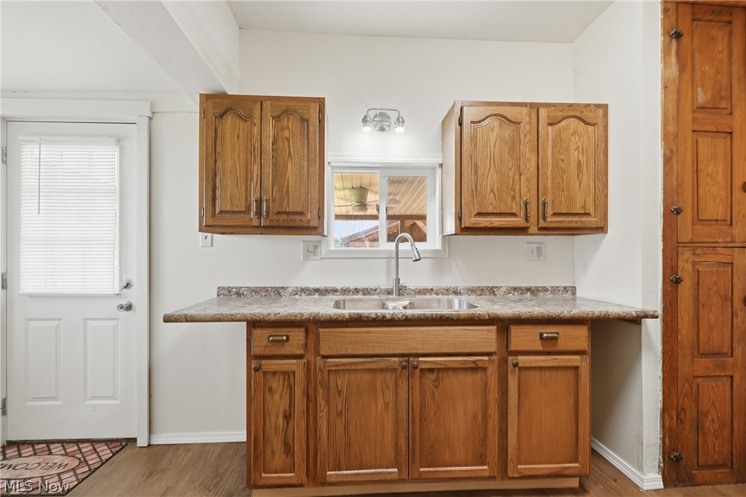1103 W State Street Newcomerstown OH 43832