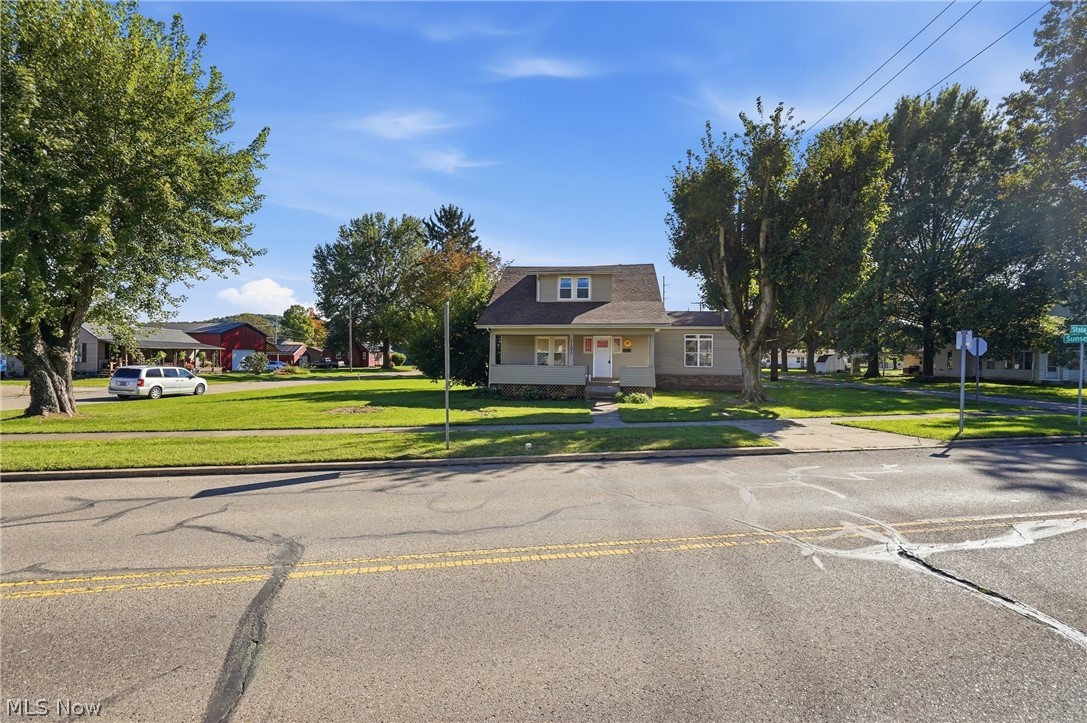 1103 W State Street Newcomerstown OH 43832