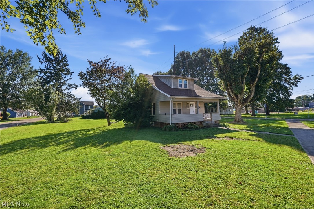 1103 W State Street Newcomerstown OH 43832