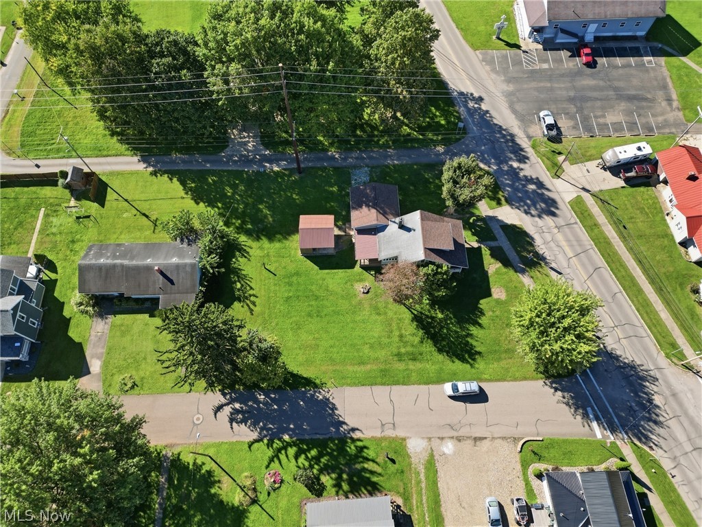 1103 W State Street Newcomerstown OH 43832