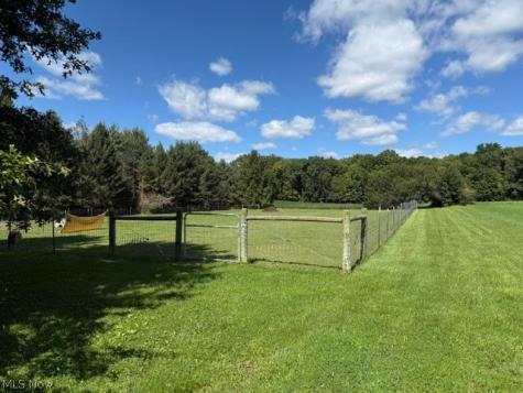 5271 Wilkes Road Atwater OH 44201