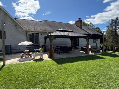 5271 Wilkes Road Atwater OH 44201