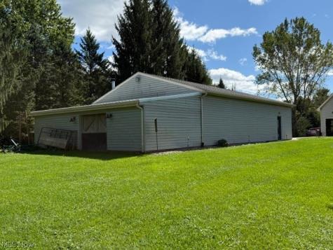 5271 Wilkes Road Atwater OH 44201