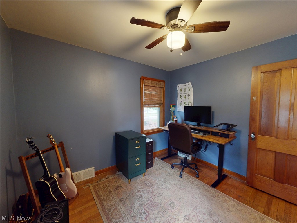 17914 Valleyview Avenue Cleveland OH 44135