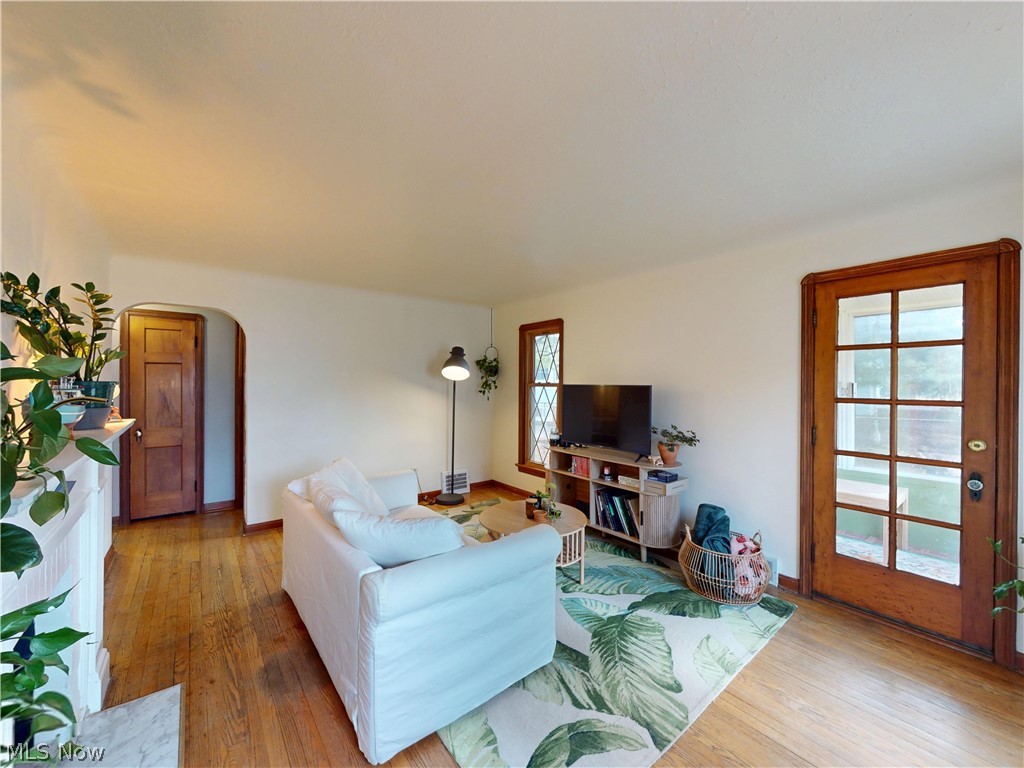 17914 Valleyview Avenue Cleveland OH 44135