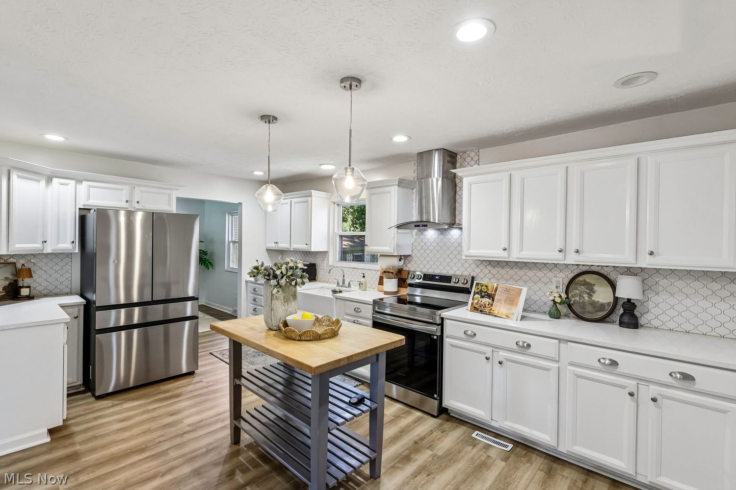 6791 Nicoll Drive North Ridgeville OH 44039