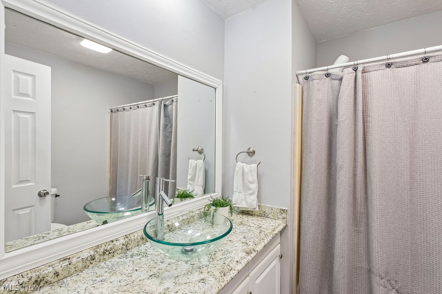 6791 Nicoll Drive North Ridgeville OH 44039