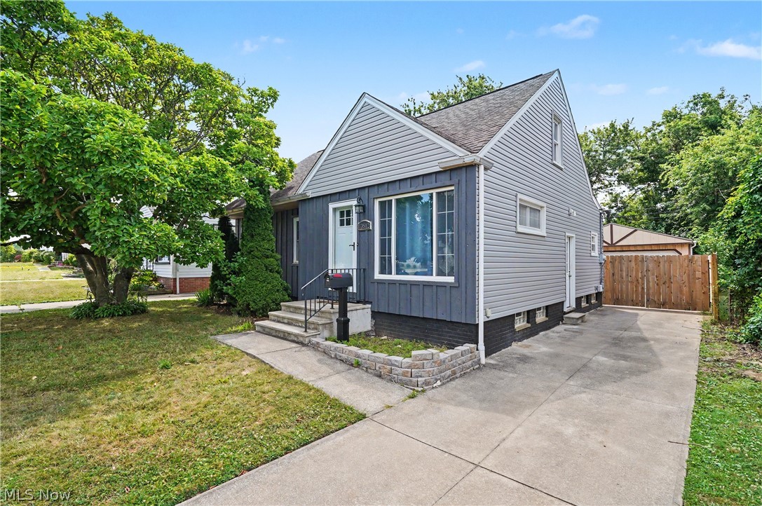 13512 Woodward Boulevard Garfield Heights OH 44125