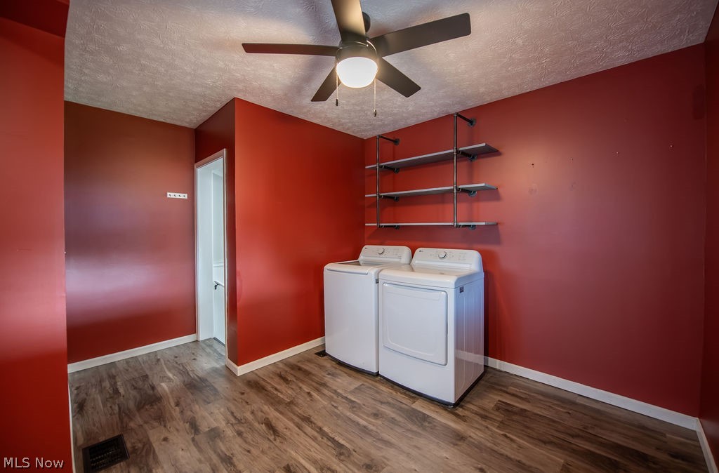 1135 Eastport Avenue Uhrichsville OH 44683