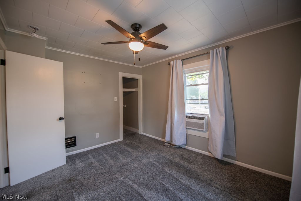 1135 Eastport Avenue Uhrichsville OH 44683