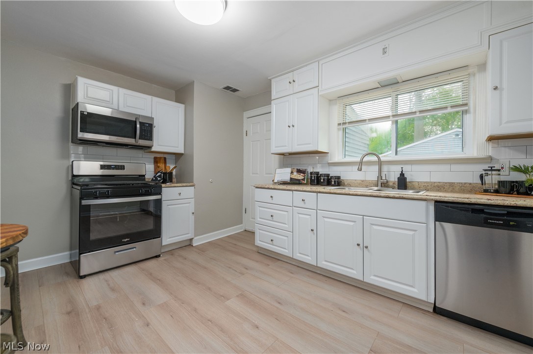 2019 Beverly Hills Drive Richmond Heights OH 44143