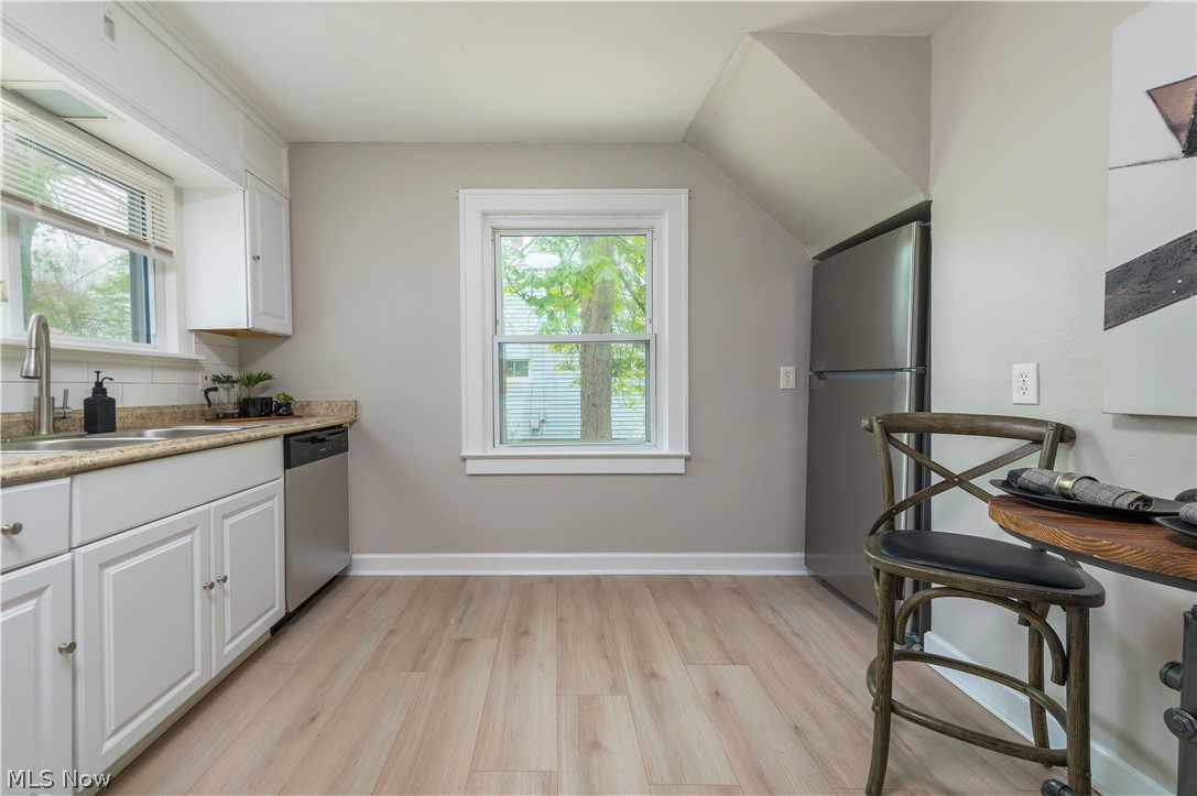 2019 Beverly Hills Drive Richmond Heights OH 44143
