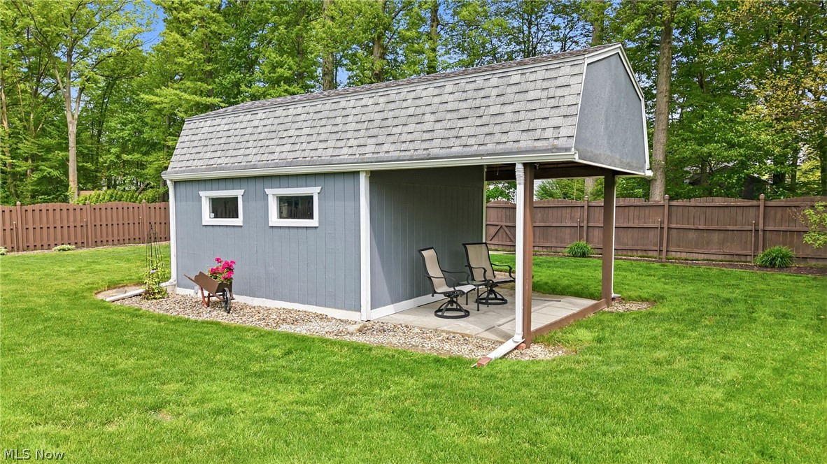 8965 Altura Drive NE Warren OH 44484