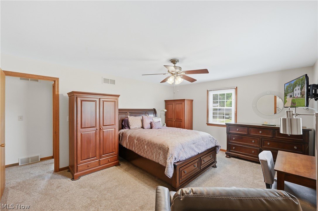 8965 Altura Drive NE Warren OH 44484