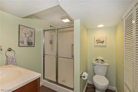 1101 Bonnie Lane Mayfield Heights OH 44124