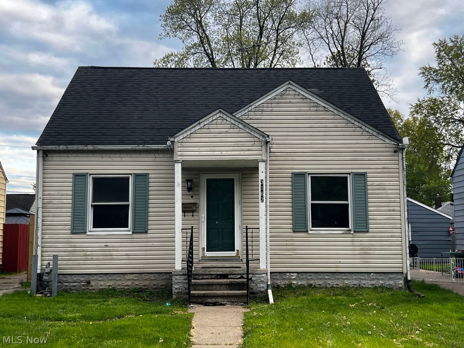 3162 Lincoln Street Lorain OH 44052