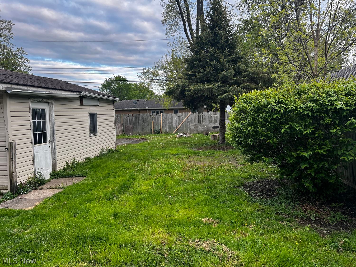 3162 Lincoln Street Lorain OH 44052