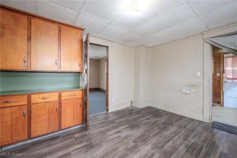 62 N Balch Street Akron OH 44303